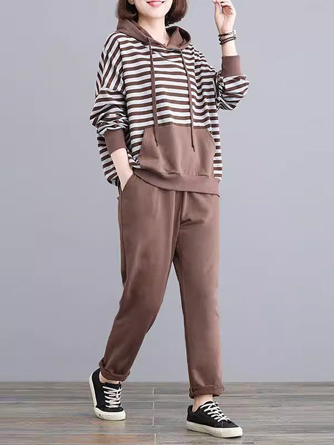 

LULU & SKY Striped Hooded Sweatshirt With Joggers, Brown