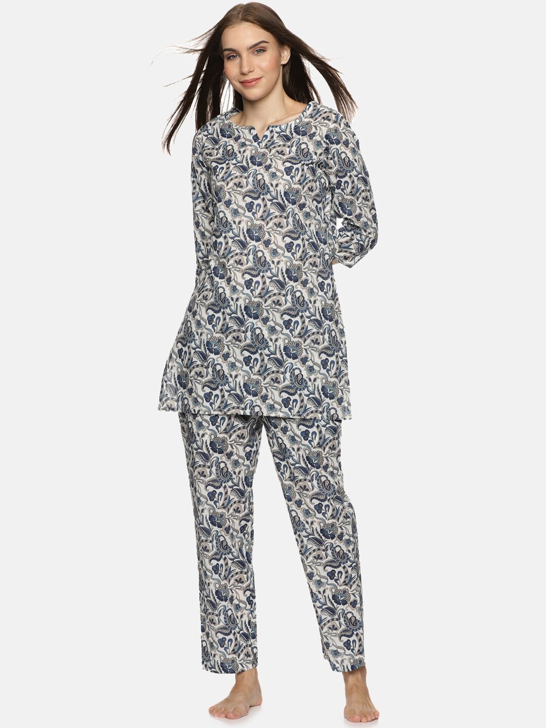 

Palakh Floral Printed Pure Cotton Night suit, Off white