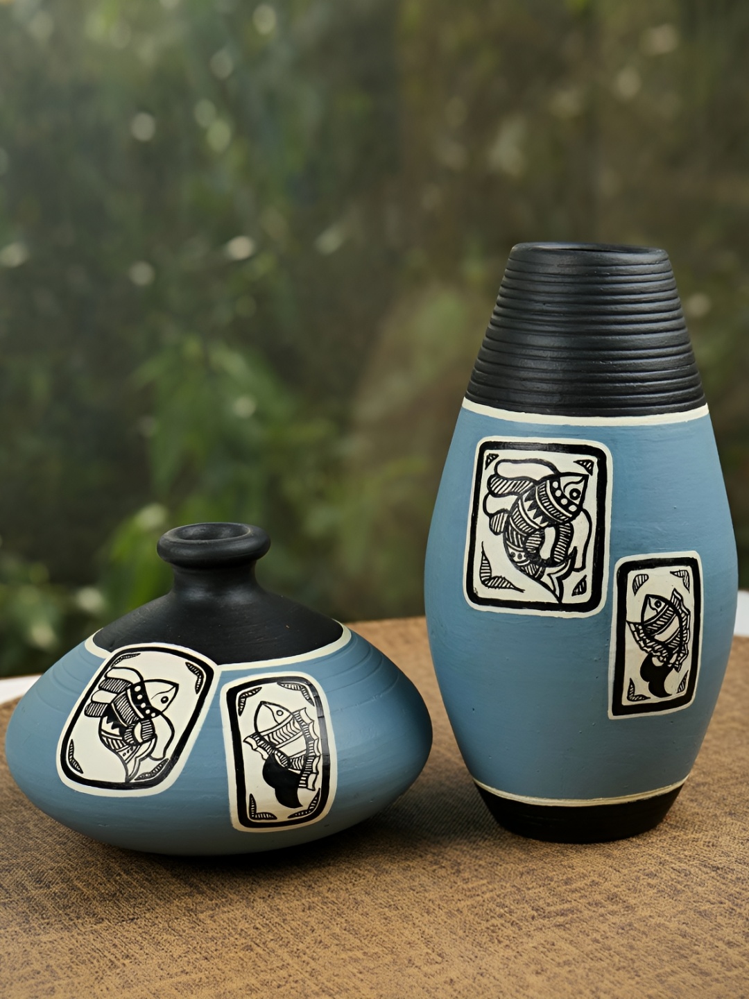 

ARTYSTA BEAUTIFYING LIVES Blue & Grey Printed Teracotta Flower Vases