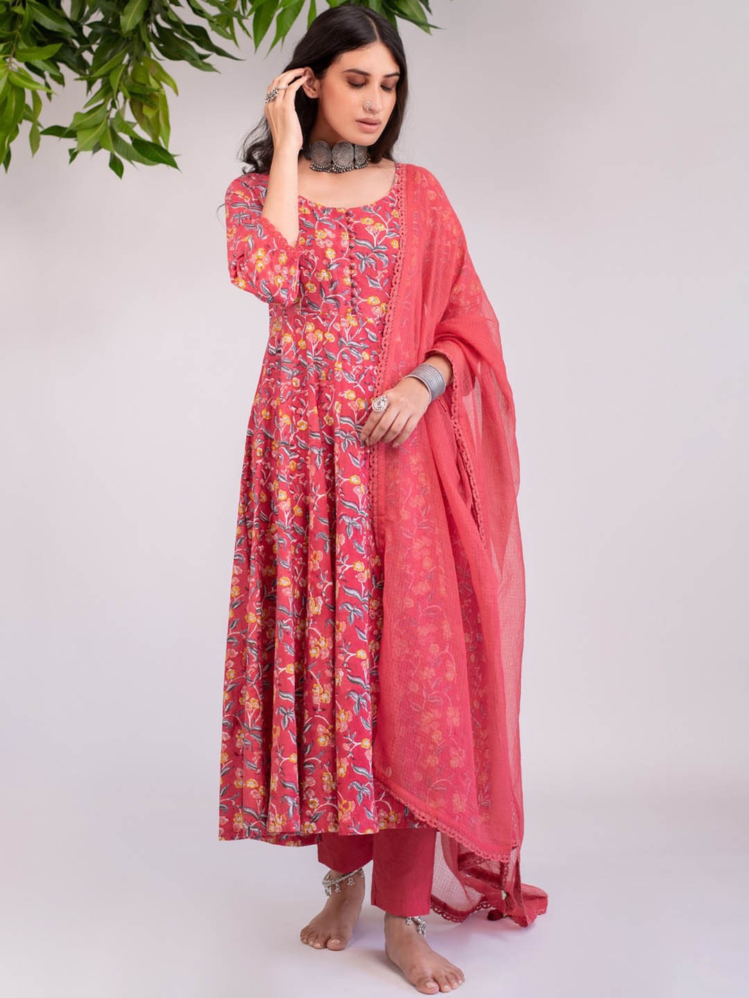 

Prakriti Jaipur Floral Printed Round Neck Anarkali Kurta, Pink