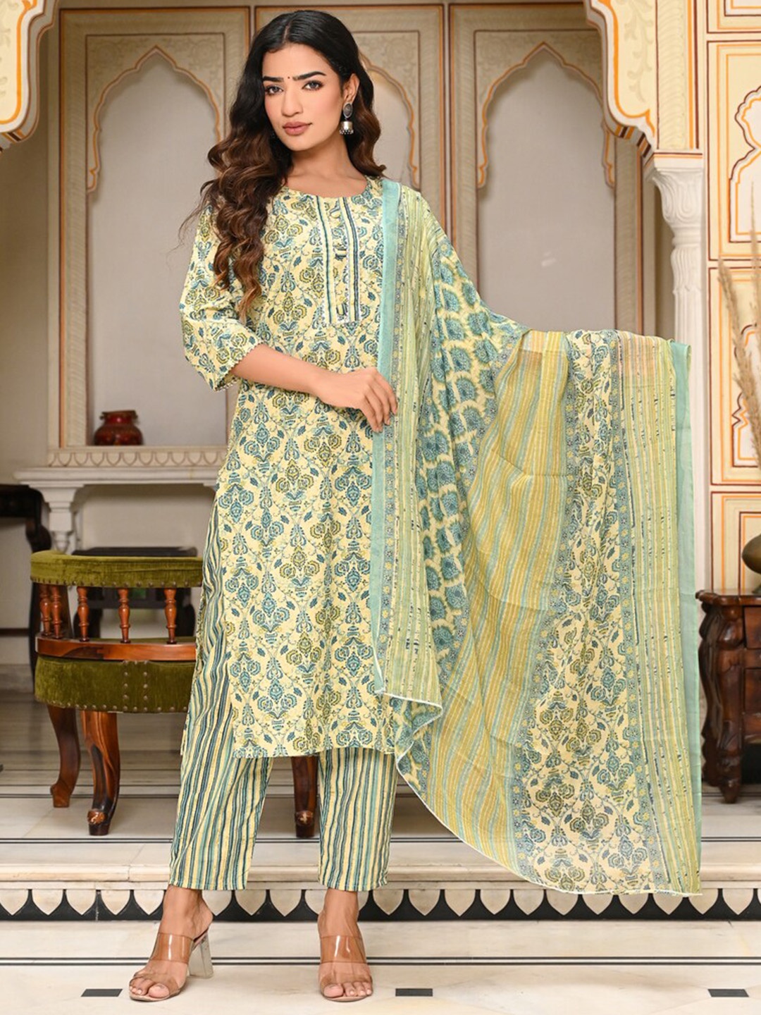 

Indi INSIDE Ethnic Motifs Printed Pure Cotton Straight Kurta & Trousers With Dupatta, Green