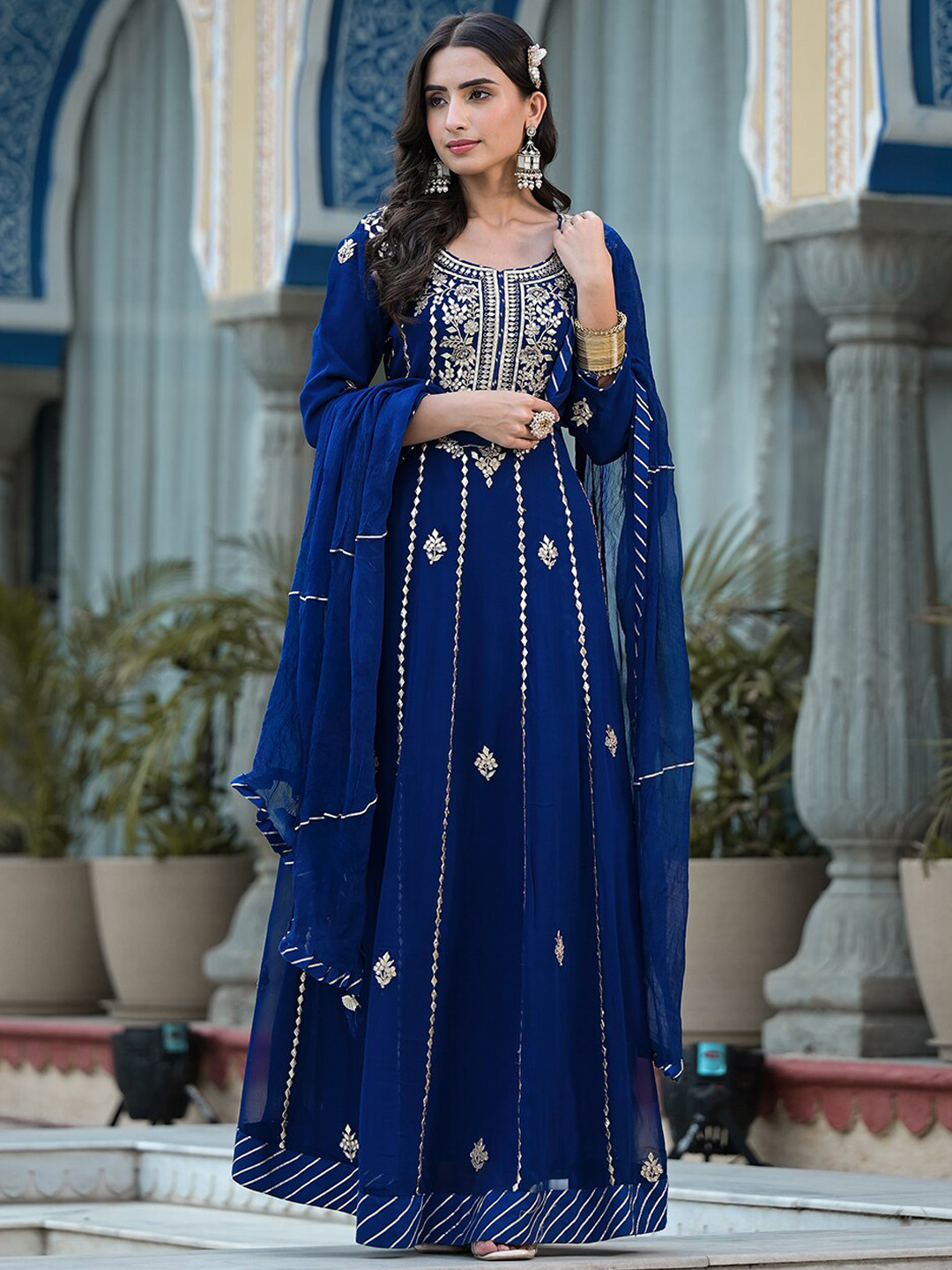 

Divena Floral Embroidered A-Line Ethnic Dress With Dupatta, Blue