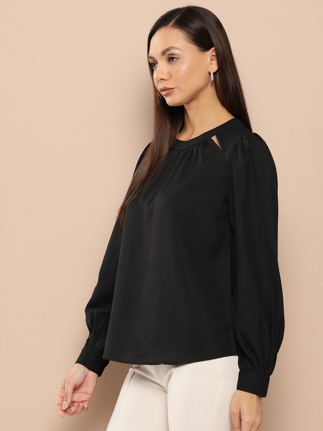 

her by invictus Puff Sleeves Cut Out Detail Top, Black