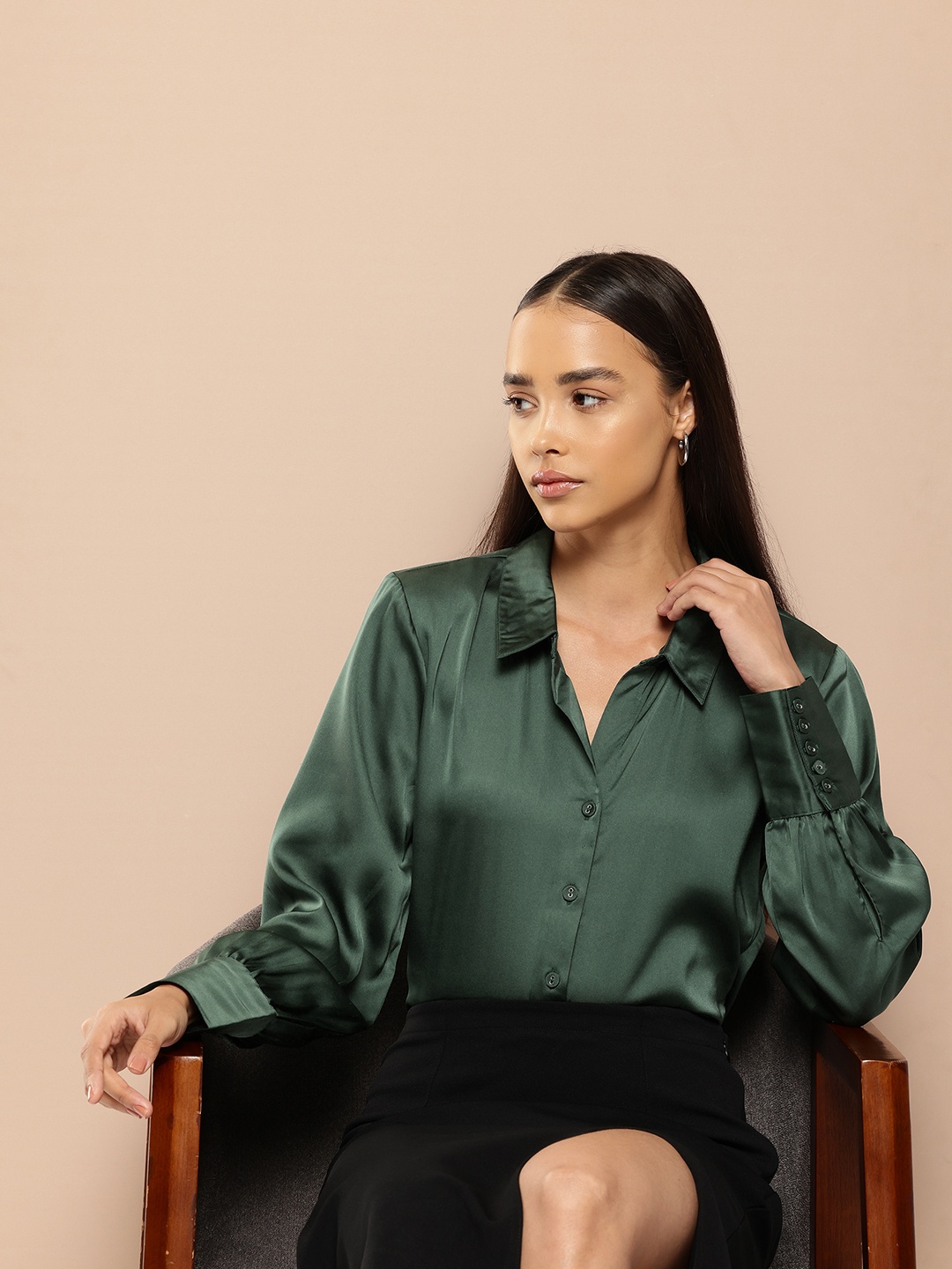 

Chemistry Women Satin Formal Shirt, Green