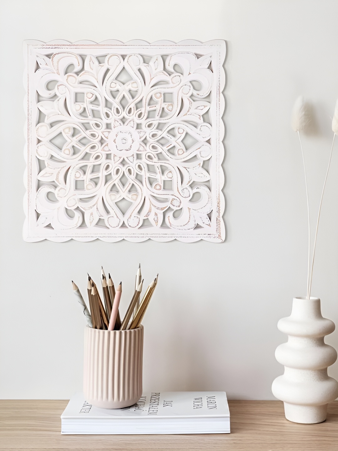 

Duadecor Carving Wooden Wall Decor Panel, White
