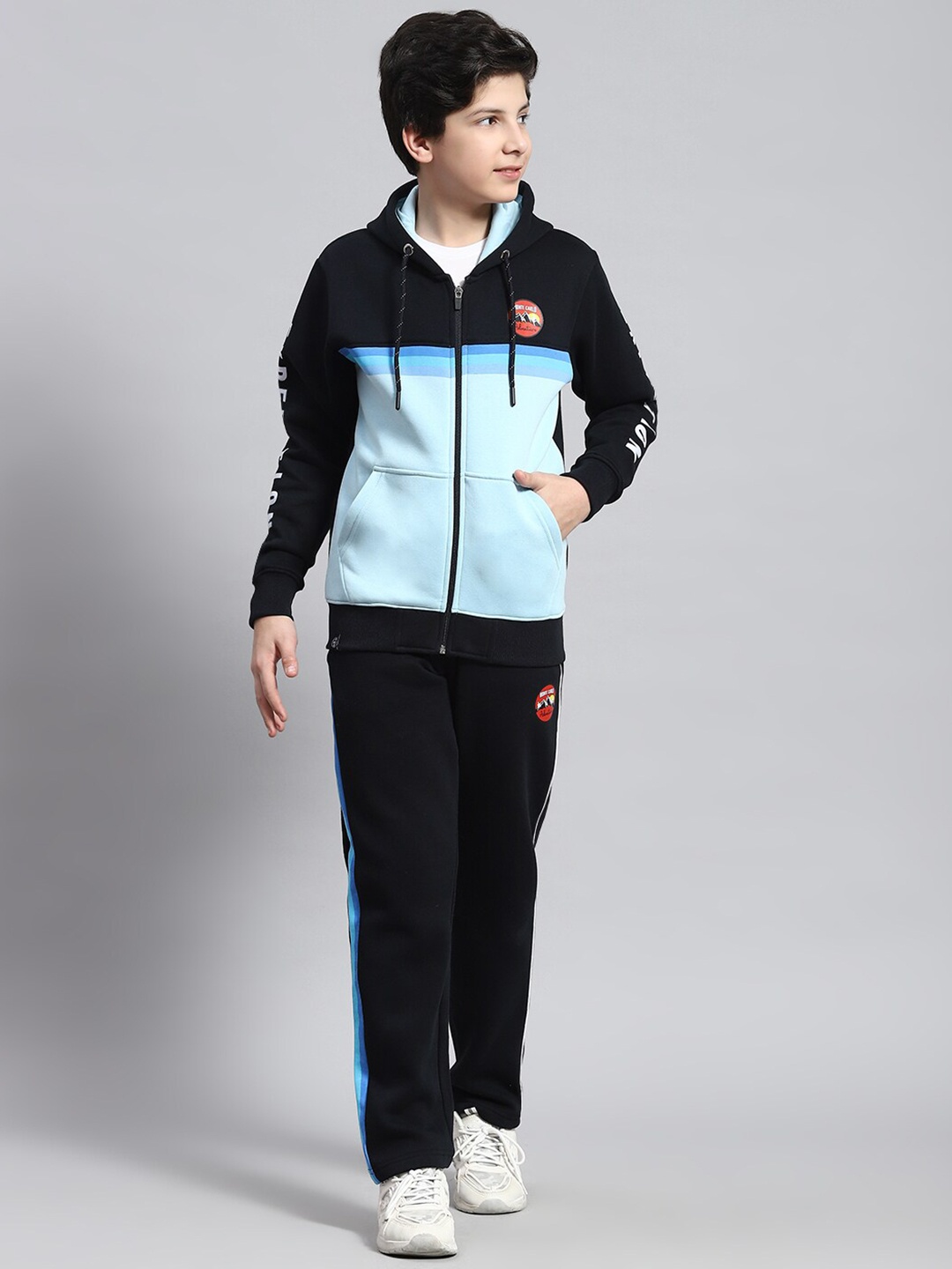 

Monte Carlo Boys Colourblocked Hooded Tracksuit, Navy blue
