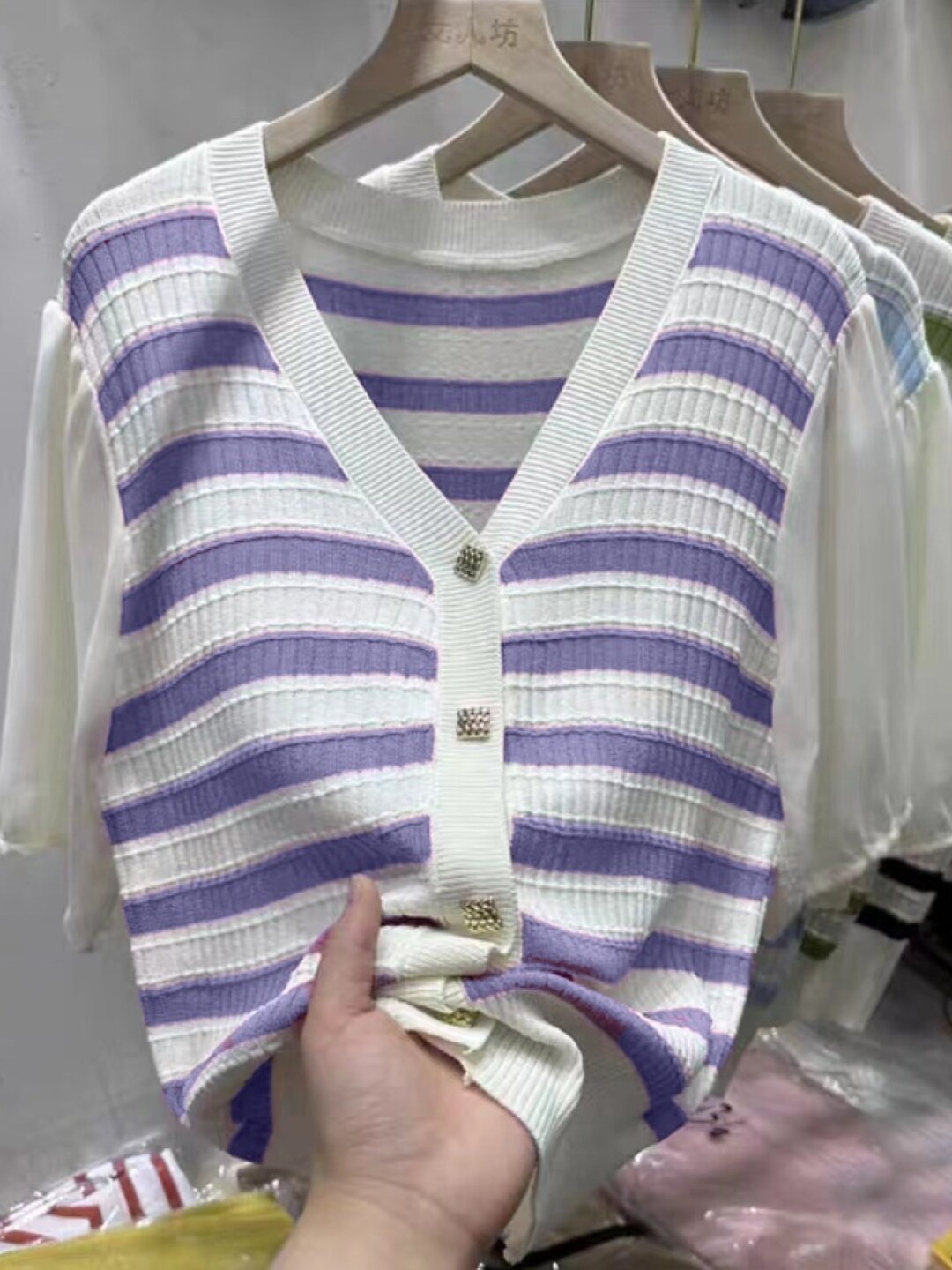 

StyleCast Teen Girls Purple & White Striped V-Neck Puff Sleeves Top