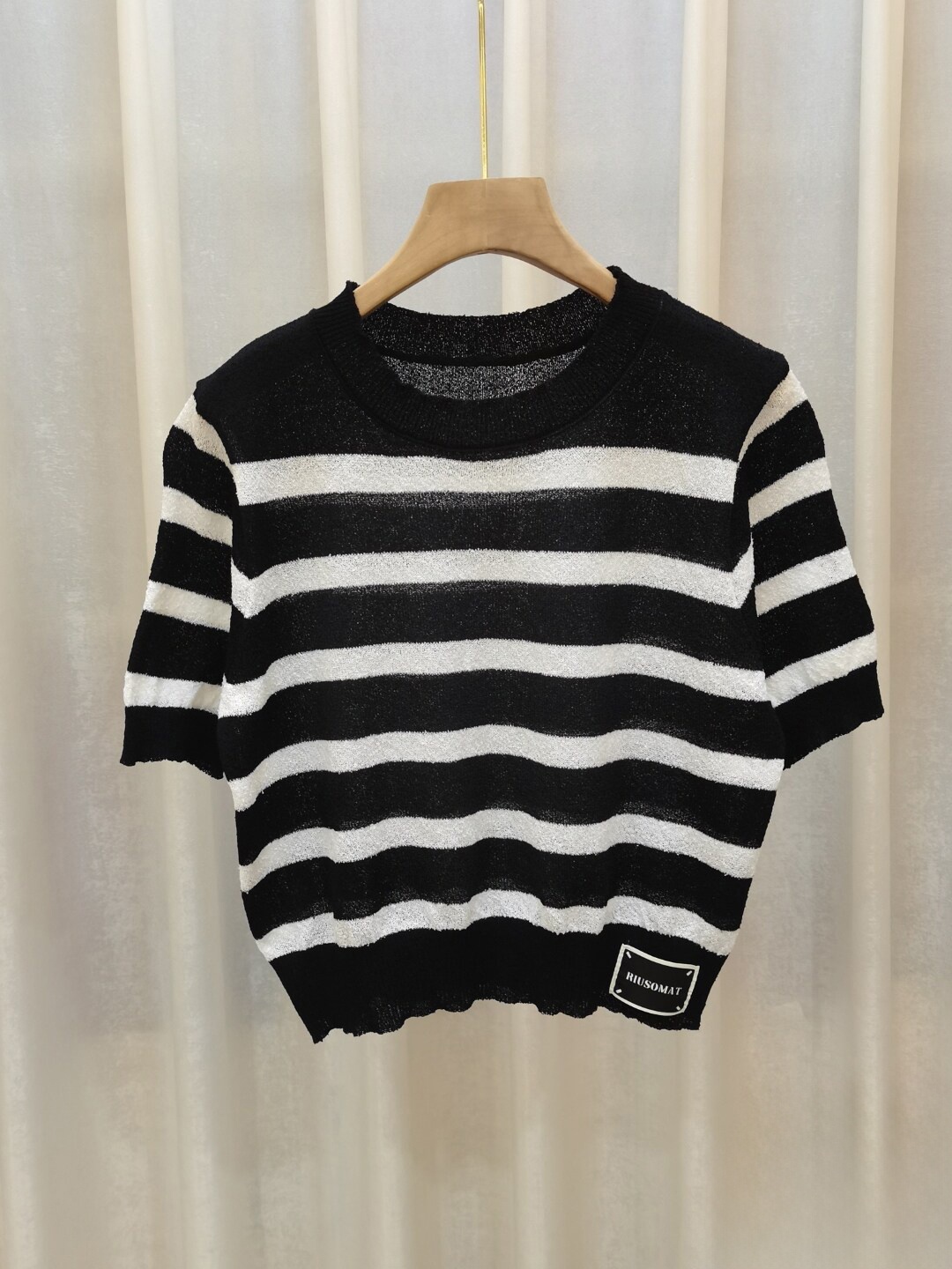 

StyleCast Teen Girls Black & White Horizontal Striped Top