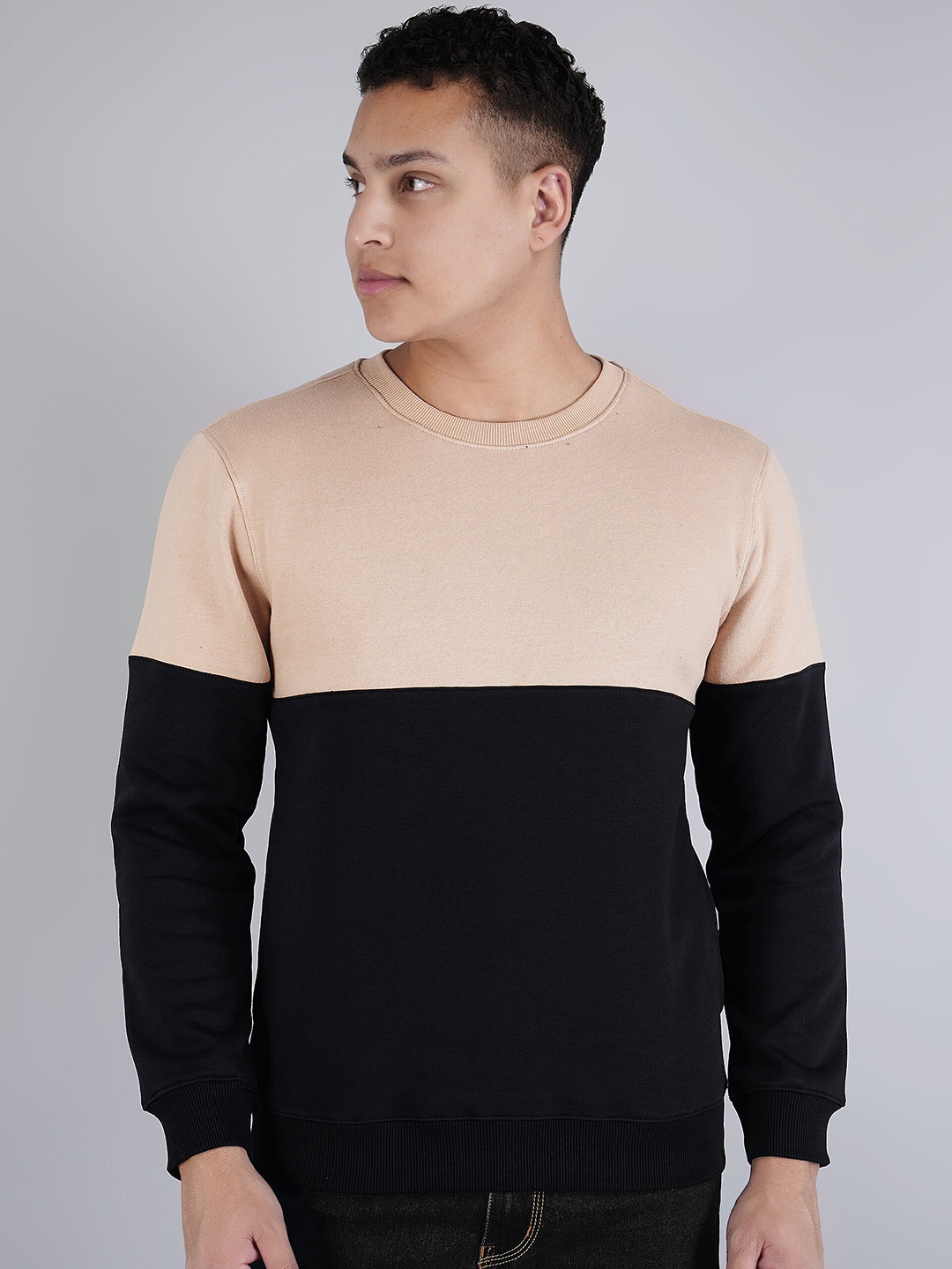 

BESIMPLE Colourblocked Round Neck Fleece Sweatshirt, Beige