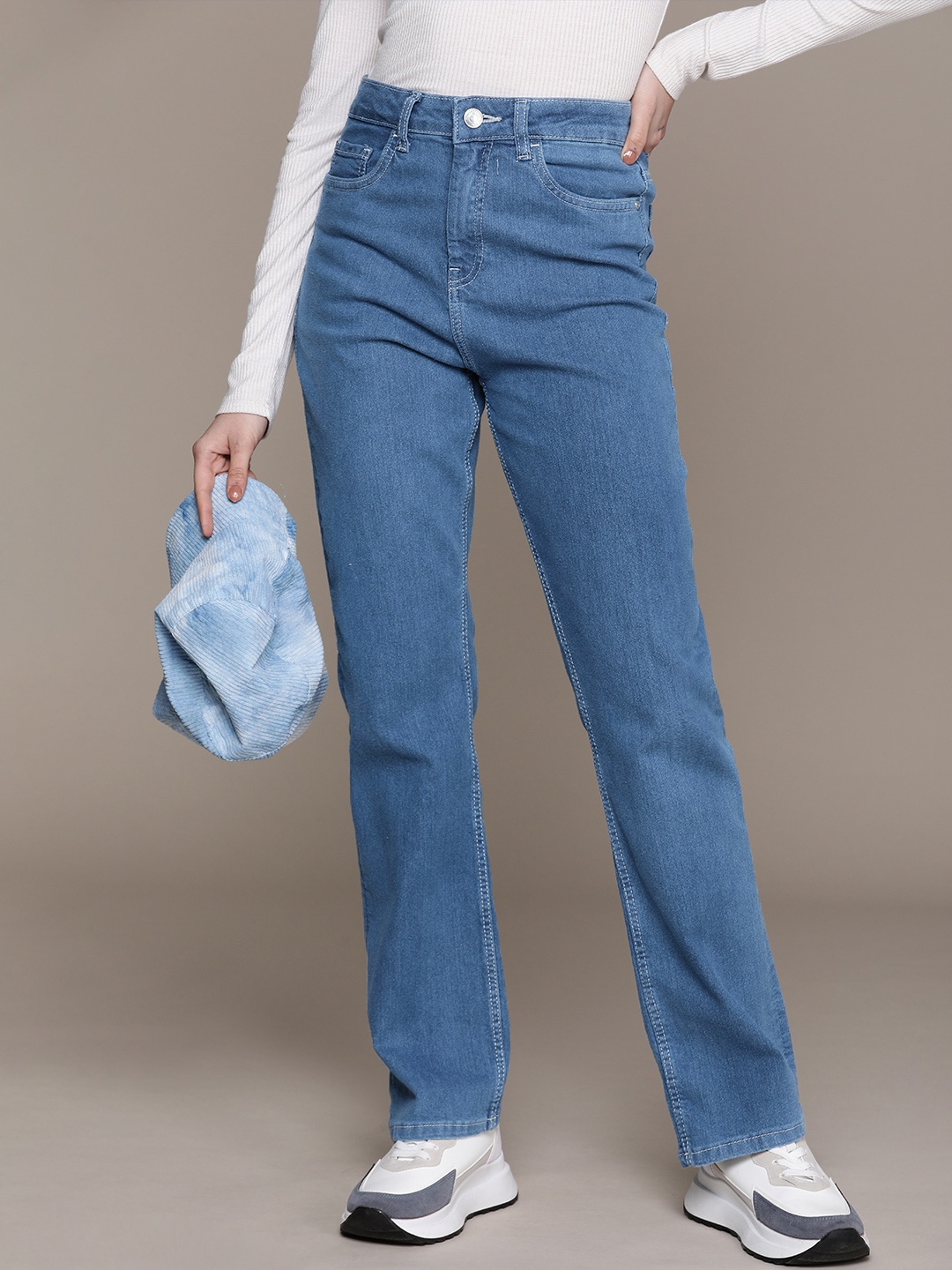 The Roadster Lifestyle Co. Women Straight Fit High-Rise Stretchable Jeans, Blue