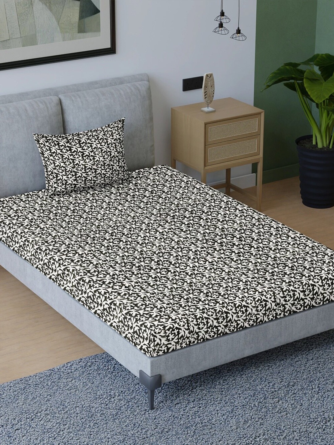 

Aura Black & White Ethnic Motifs Pure Cotton 200 TC Single Bedsheet with 1 Pillow Cover