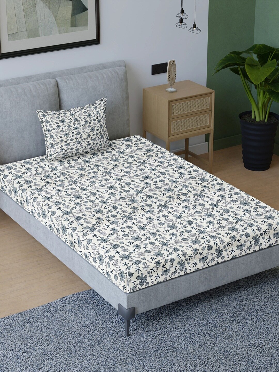 

Aura White & Grey Ethnic Motifs Pure Cotton 200 TC Single Bedsheet with 1 Pillow Cover