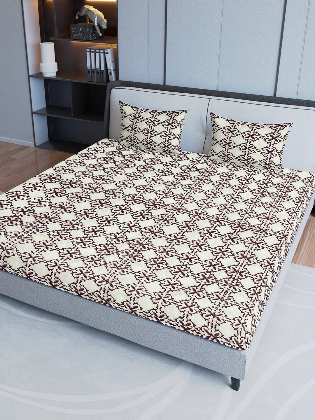 

Aura Beige & Maroon Ethnic Motifs Pure Cotton 200 TC King Bedsheet with 2 Pillow Covers