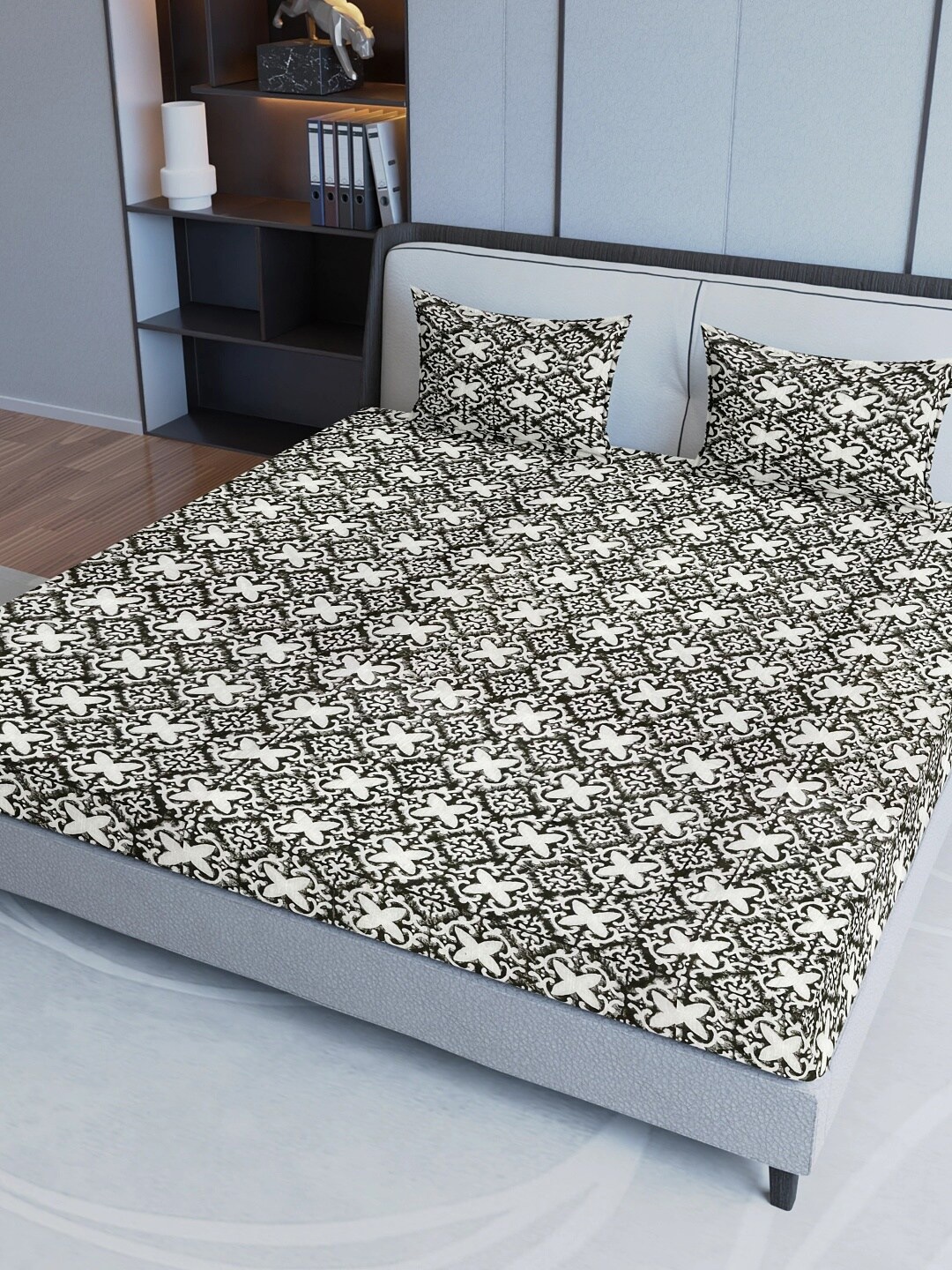 

Aura Beige & Green Ethnic Motifs Pure Cotton 200 TC Queen Bedsheet with 2 Pillow Covers