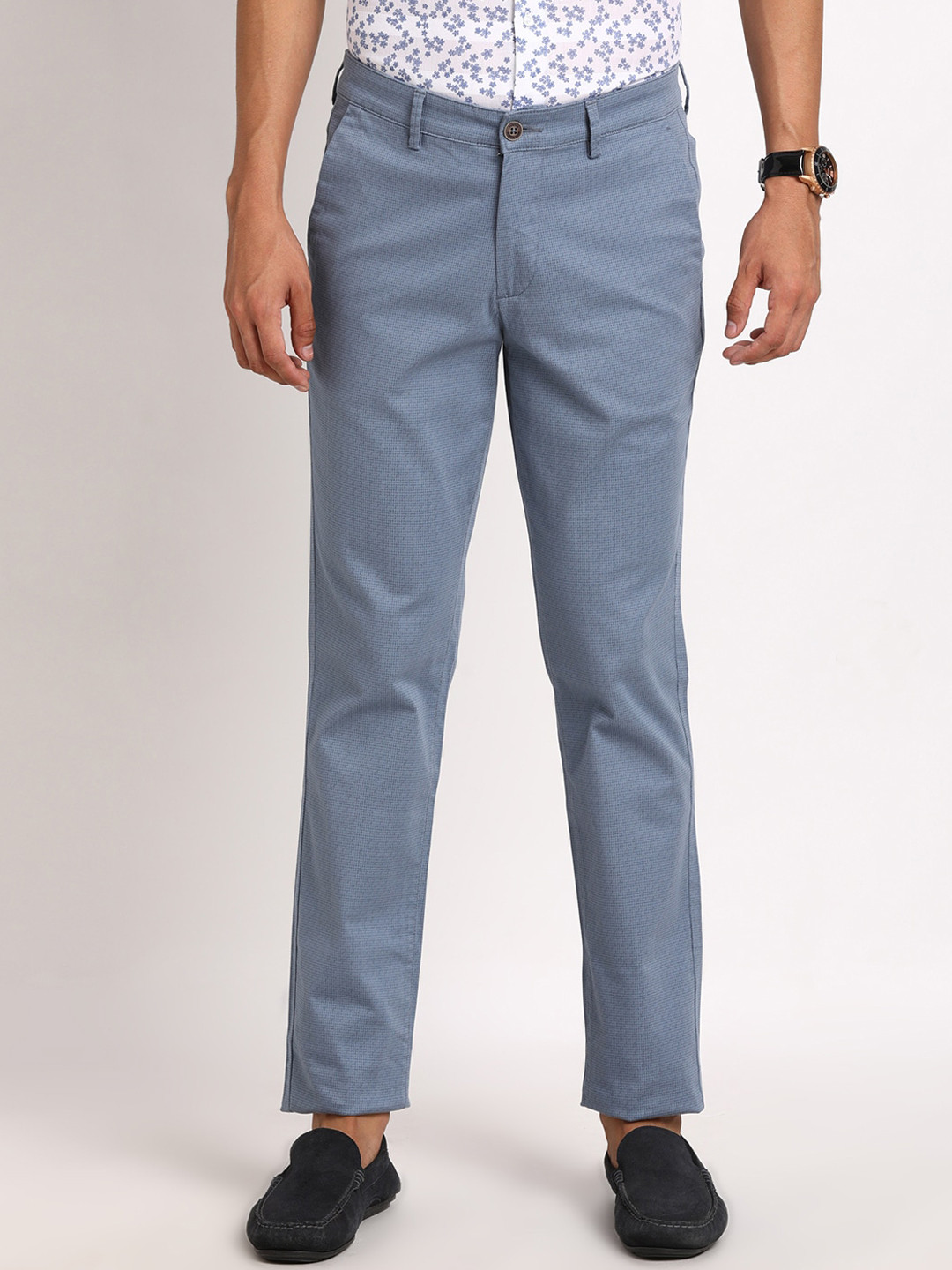 

Turtle Men Mid-Rise Geometric Printed Smart Tapered Fit Chinos Trousers, Grey
