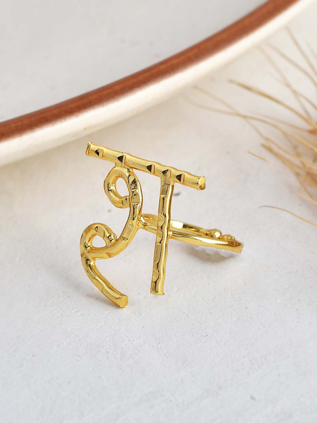 

ZURII 18KT Gold-Plated Adjustable Finger Ring