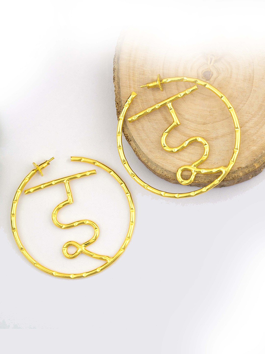 

ZURII Brass-Plated Hoop Earrings, Gold