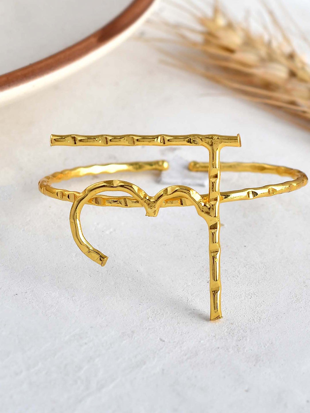 

ZURII 18KT Gold-Plated Bangle-Style Bracelet