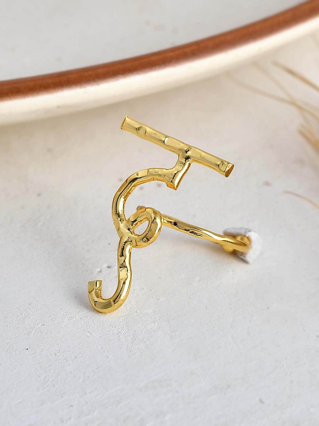

ZURII 18KT Gold-Plated Adjustable Finger Ring