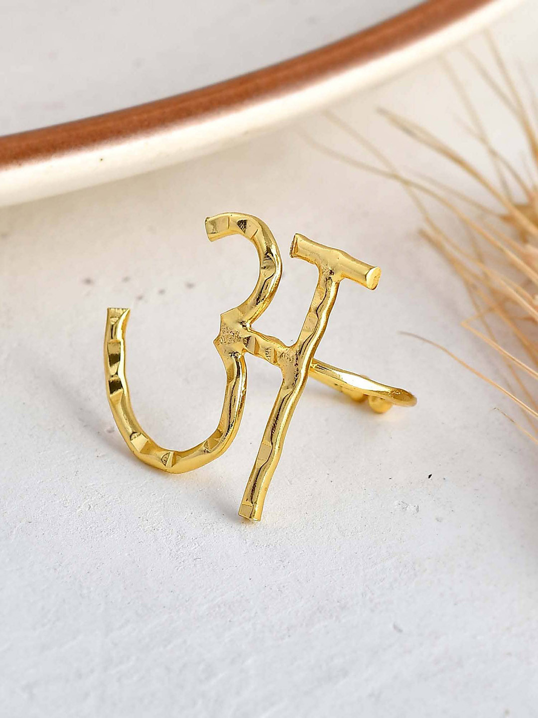 

ZURII 18KT Gold-Plated Adjustable Finger Ring