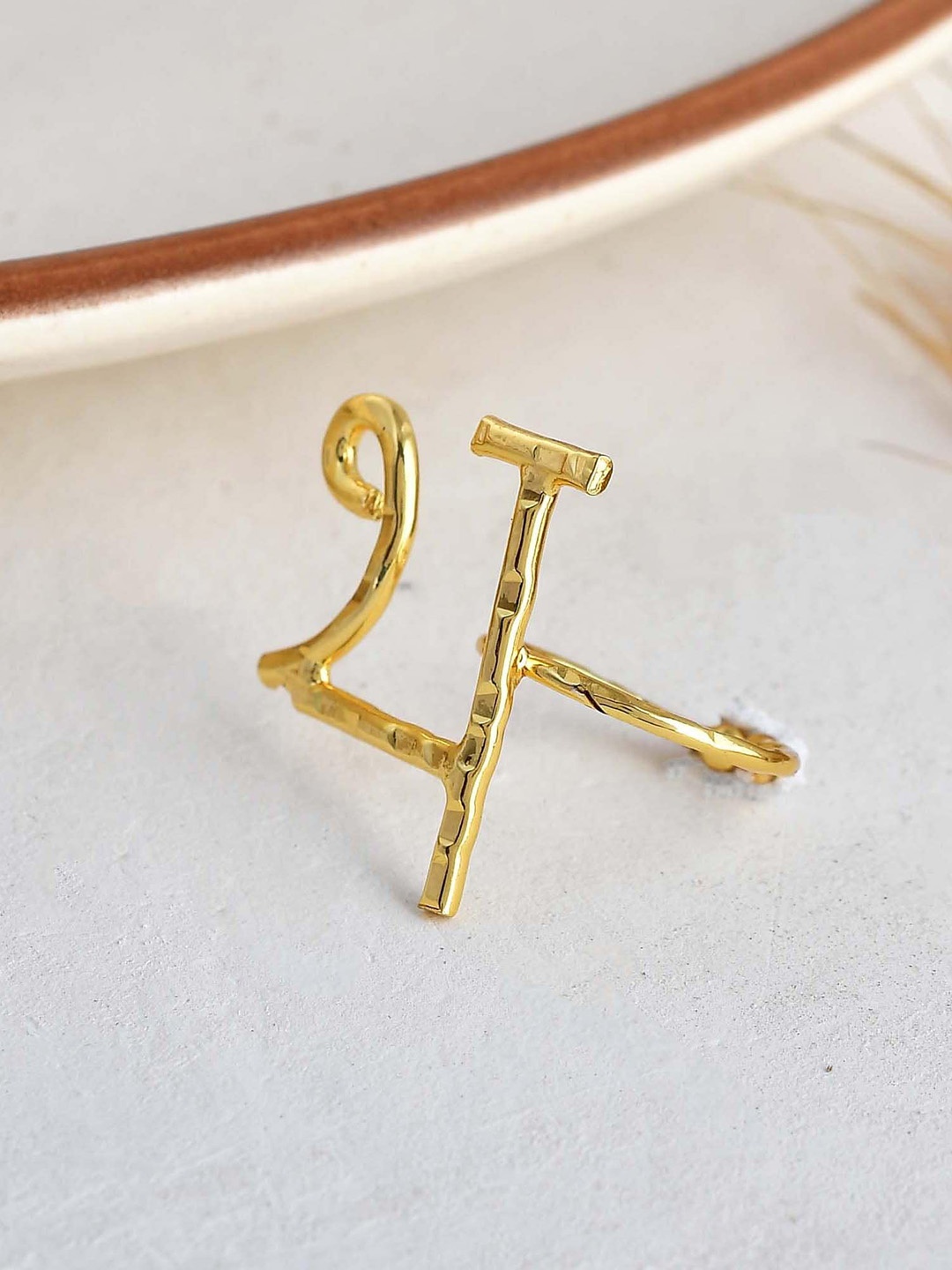 

ZURII 18KT Gold-Plated Adjustable Finger Ring