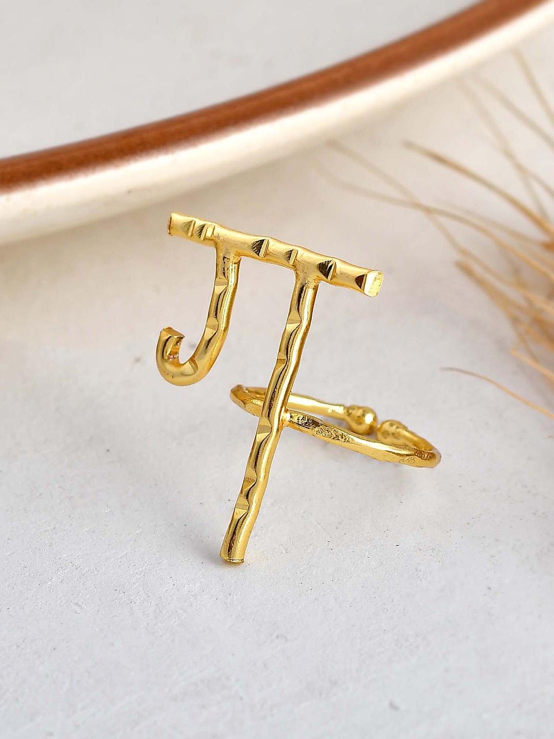 

ZURII 18KT Gold-Plated Adjustable Finger Ring