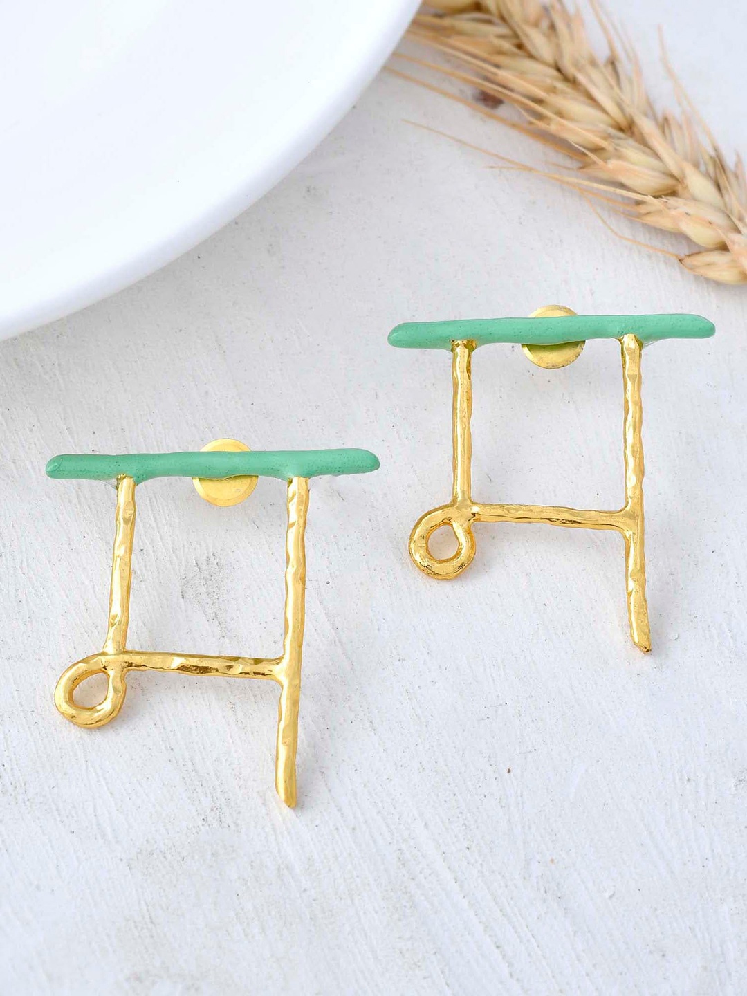 

ZURII 18KT Gold Plated Stud Earrings