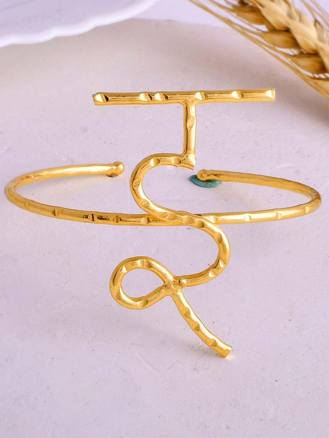 

ZURII 18KT Gold-Plated Bangle-Style Bracelet