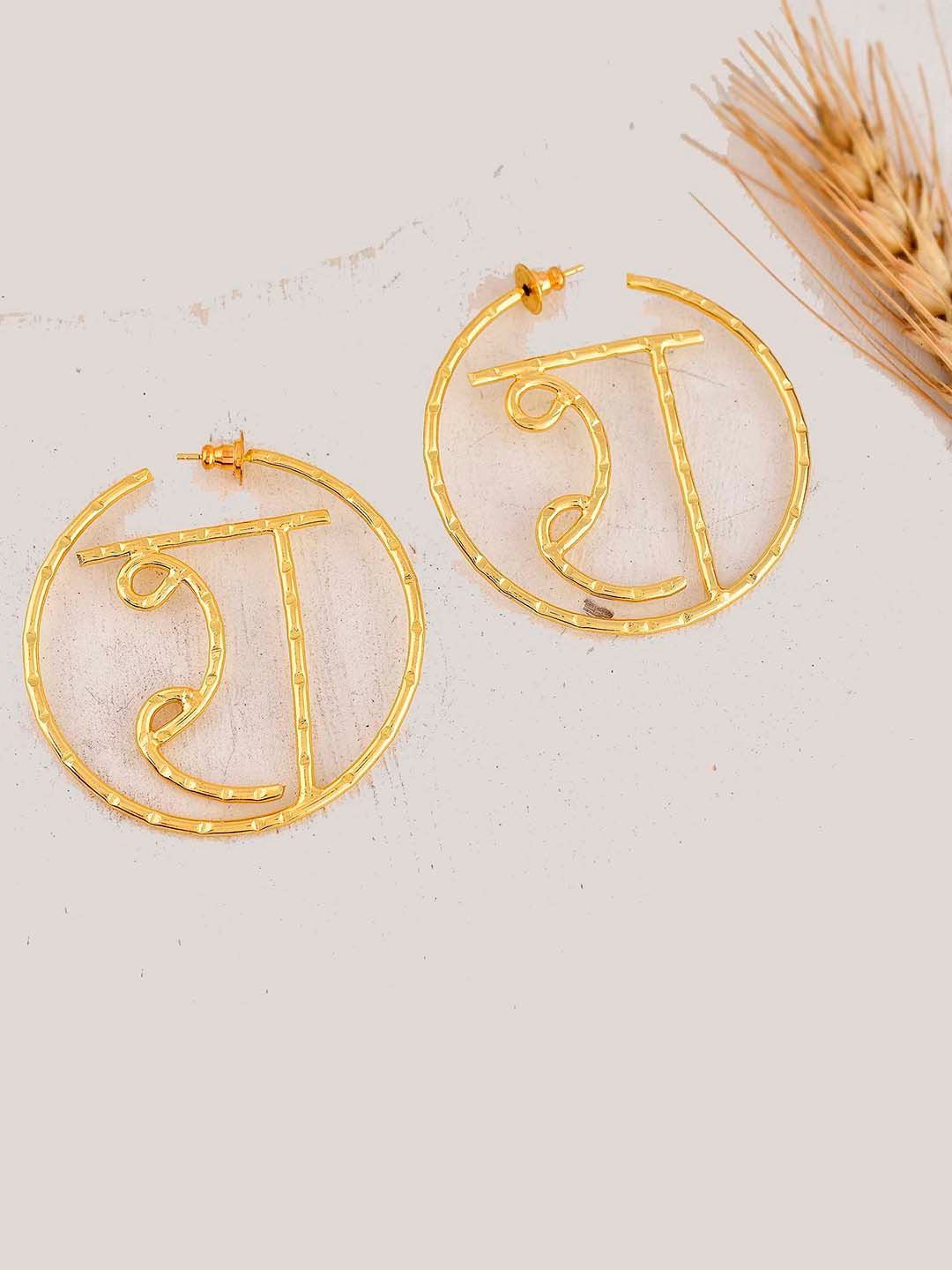 

ZURII 18KT Gold Plated Hoop Earrings