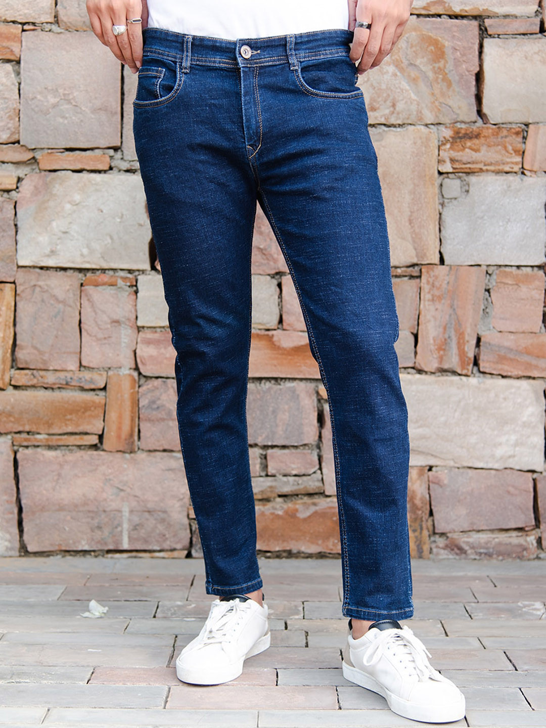 

Tistabene Men Blue Comfort Mildly Distressed Stretchable Jeans