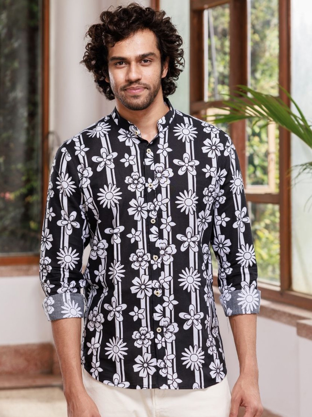 

Wellbi Comfort Floral Printed Pure Cotton Casual Shirt, Black