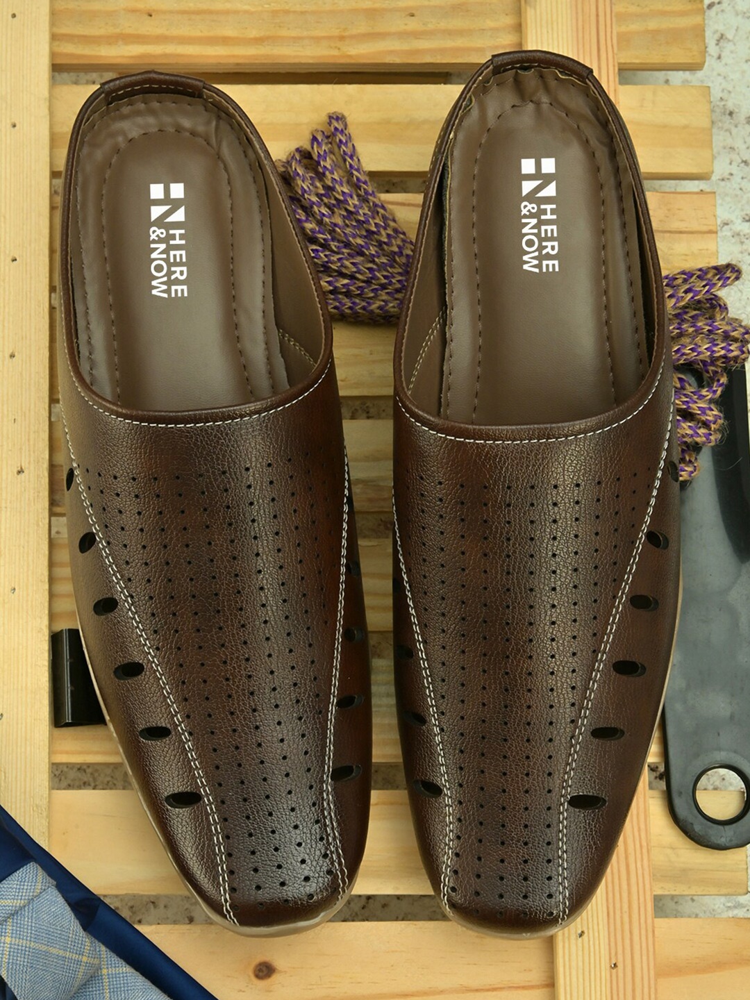 

HERE&NOW Men Brown Perforated Laser Cut Comfort Sandals