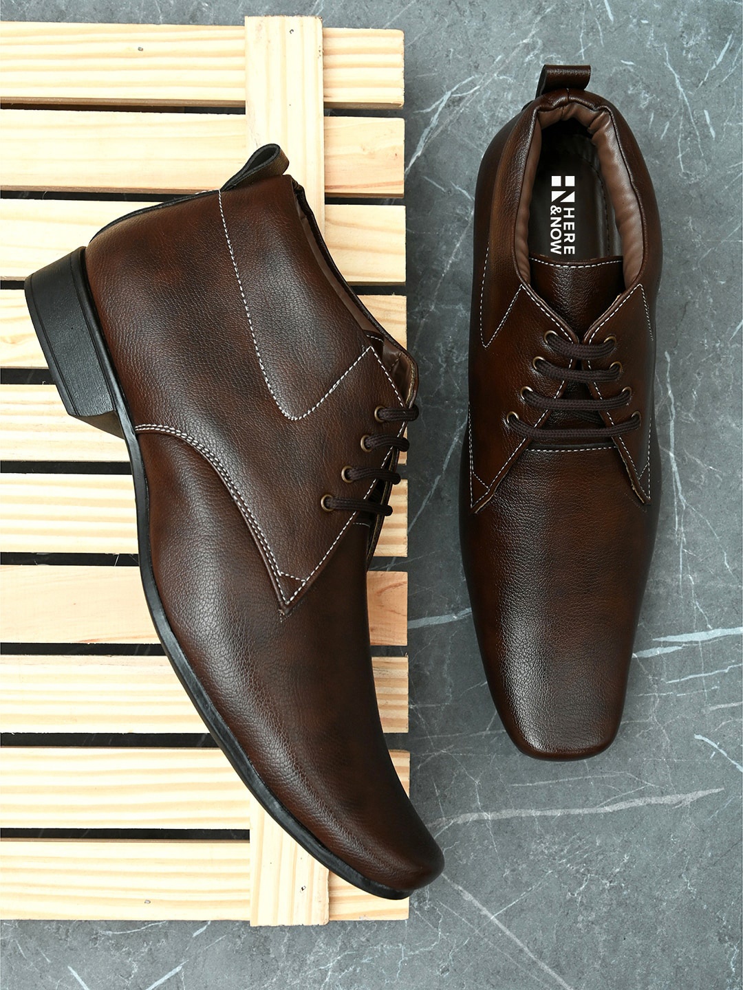 

HERE&NOW Men Textured Formal Derbys, Brown