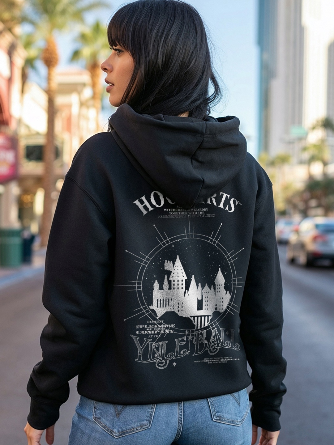 

Bewakoof Official Harry Potter Merchandise Printed Hooded Oversized Pullover Sweatshirt, Black