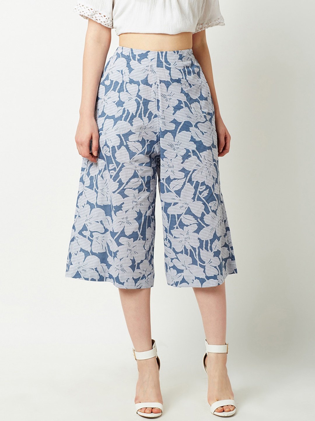 

Miss Chase Women Blue & White Regular Fit Printed Culottes