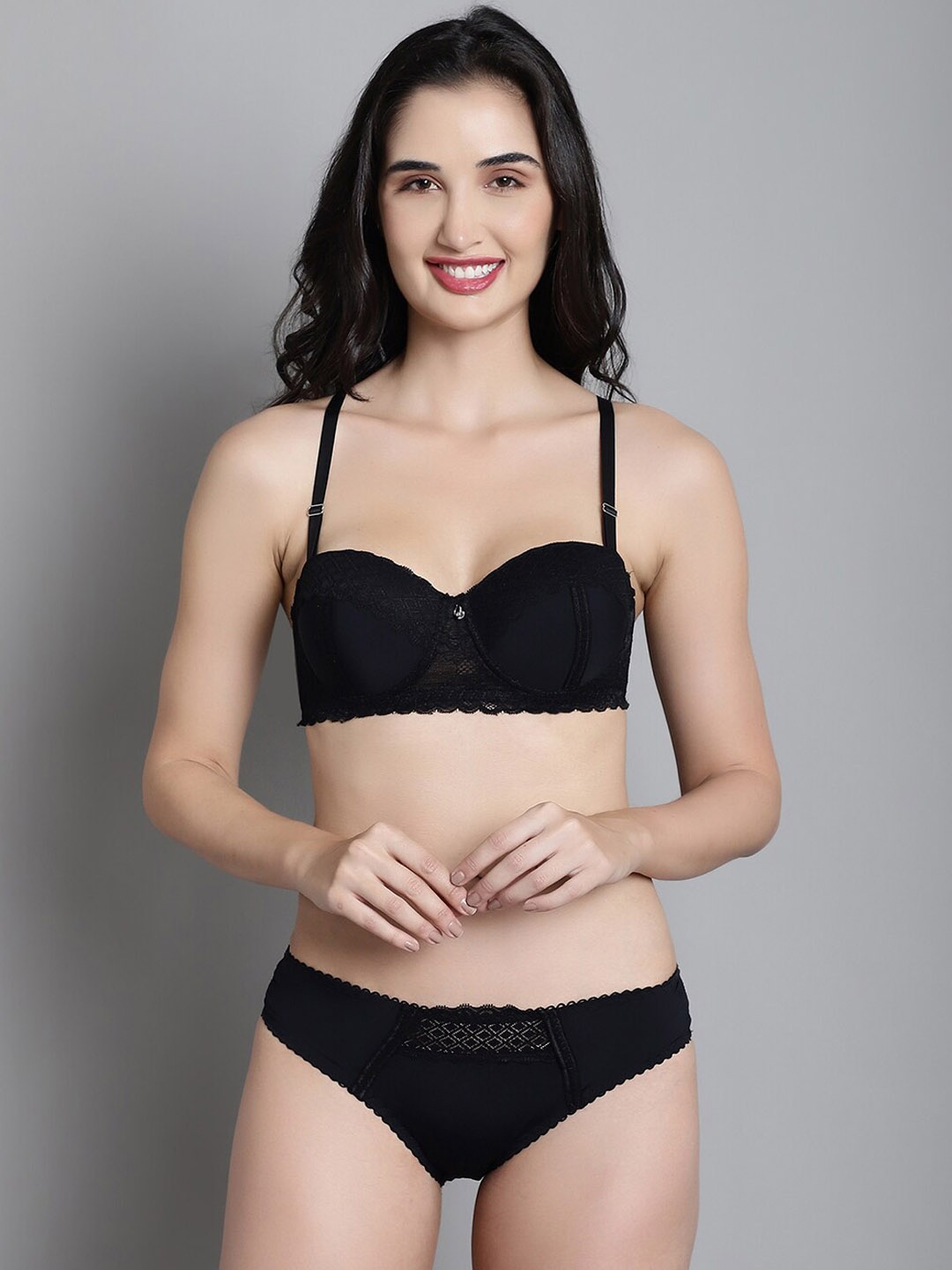 

MAKCLAN Self Design Lightly Padded Lingerie Set K2213LZS, Black
