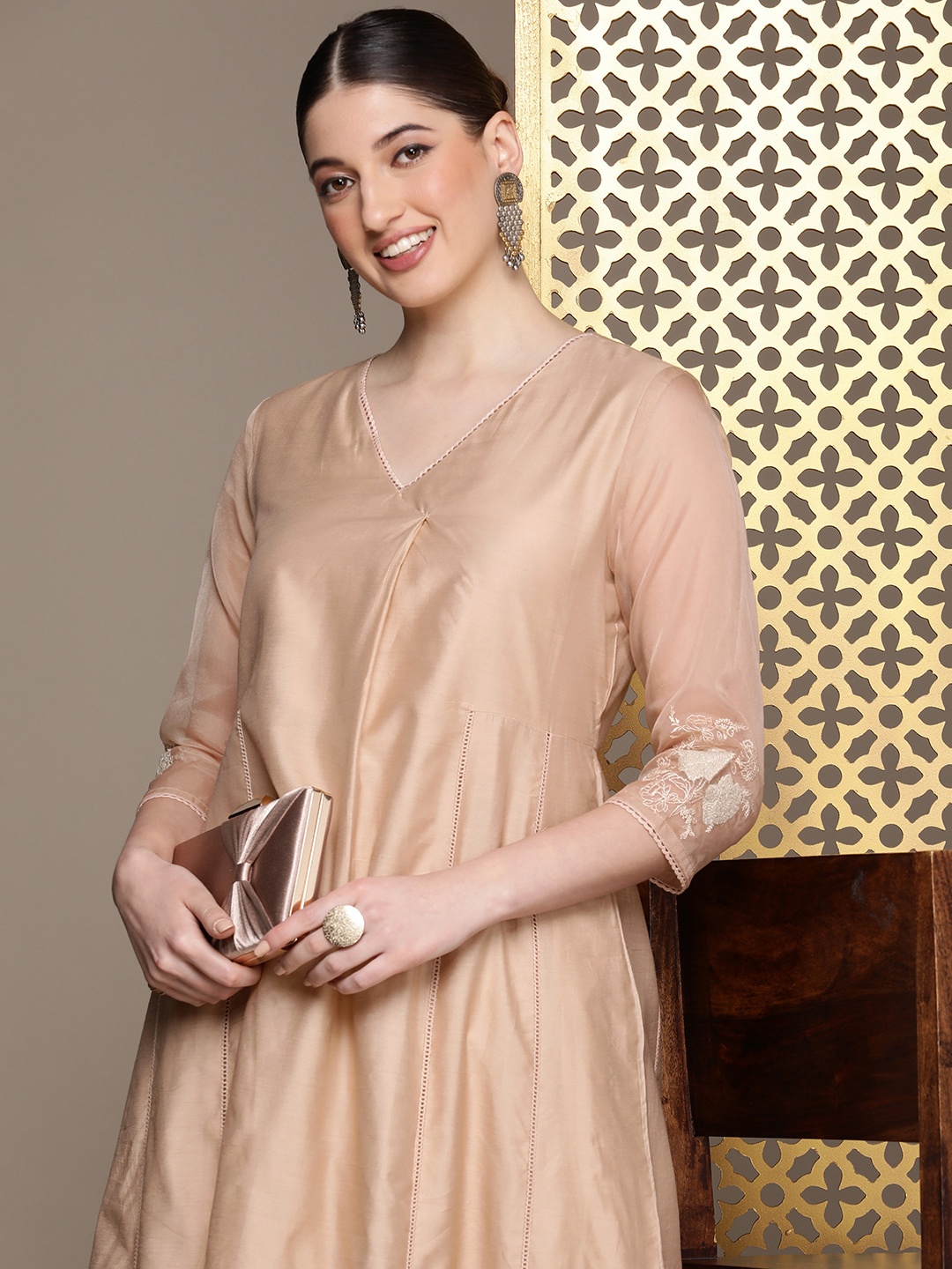 

House of Pataudi Solid V-Neck A-Line Jashn Kurta, Beige