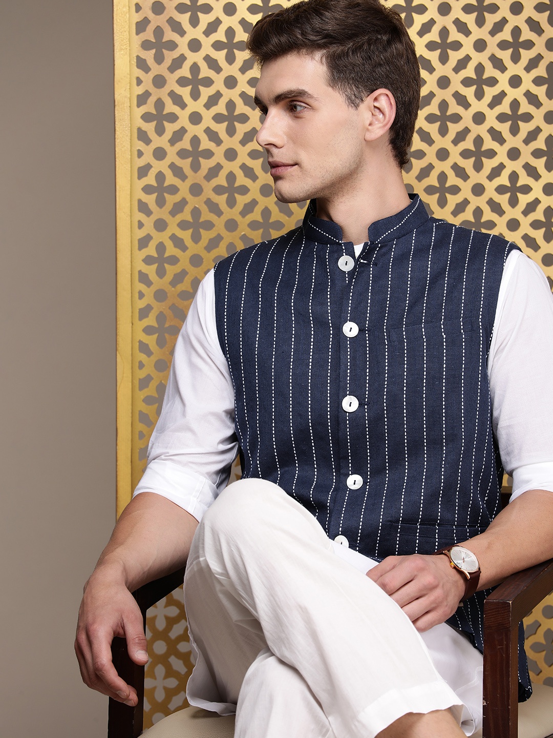 

House of Pataudi Jashn Woven Design Thread Work Mandarin Collar Nehru Jackets, Navy blue