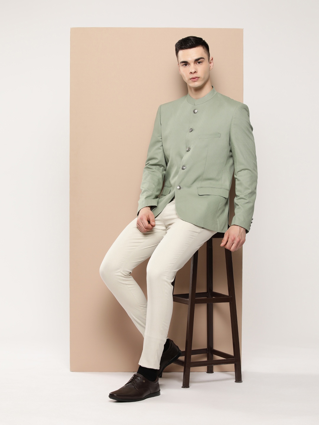 

INVICTUS Slim Fit Self Design Bandhgala Blazer, Green