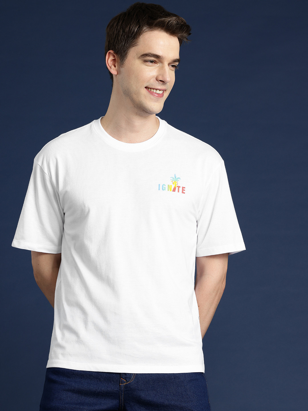 

Mast & Harbour Printed Drop-Shoulder Sleeves T-shirt, White