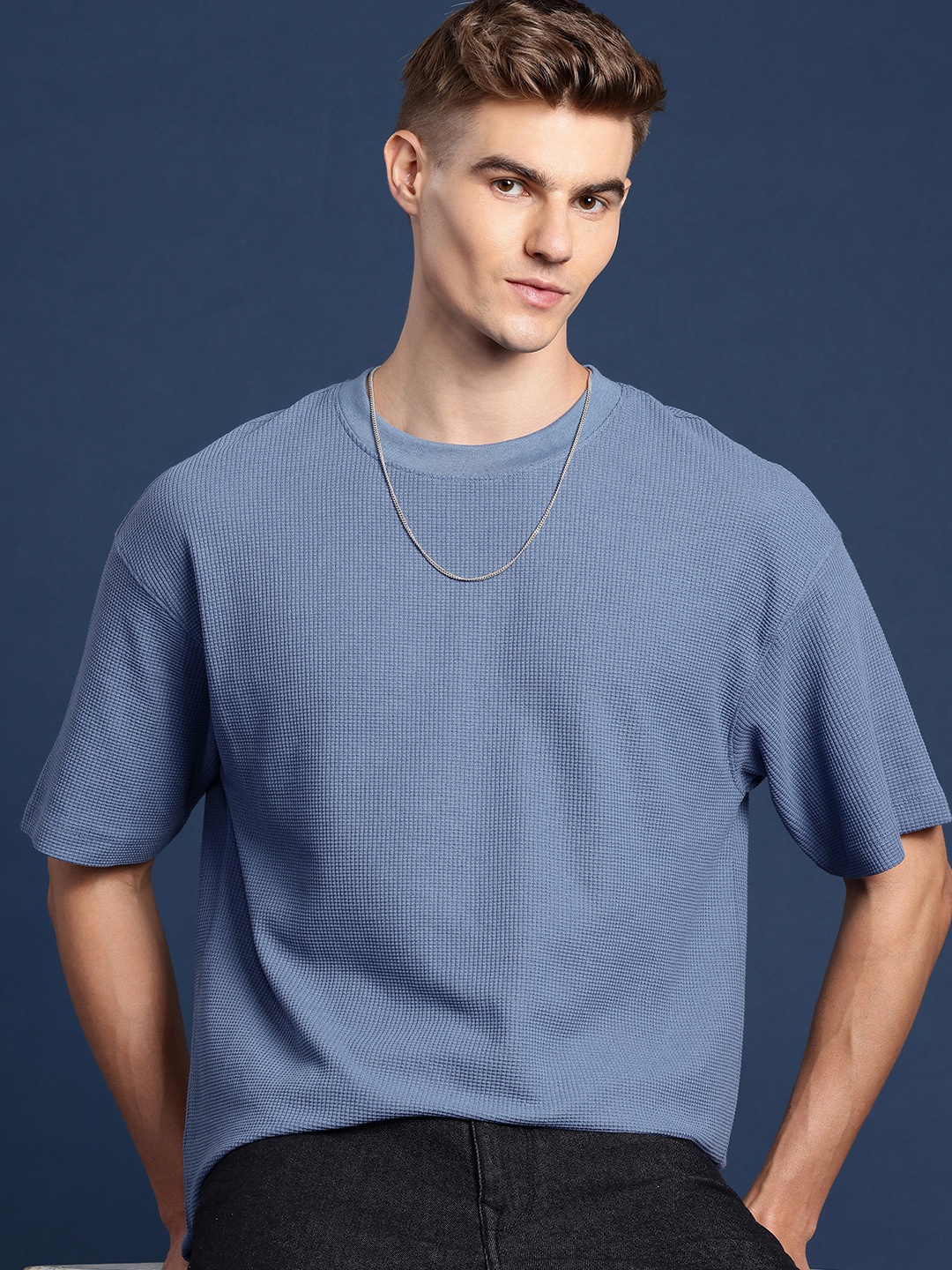

Mast & Harbour Self Design Textured Drop-Shoulder Sleeves T-shirt, Blue