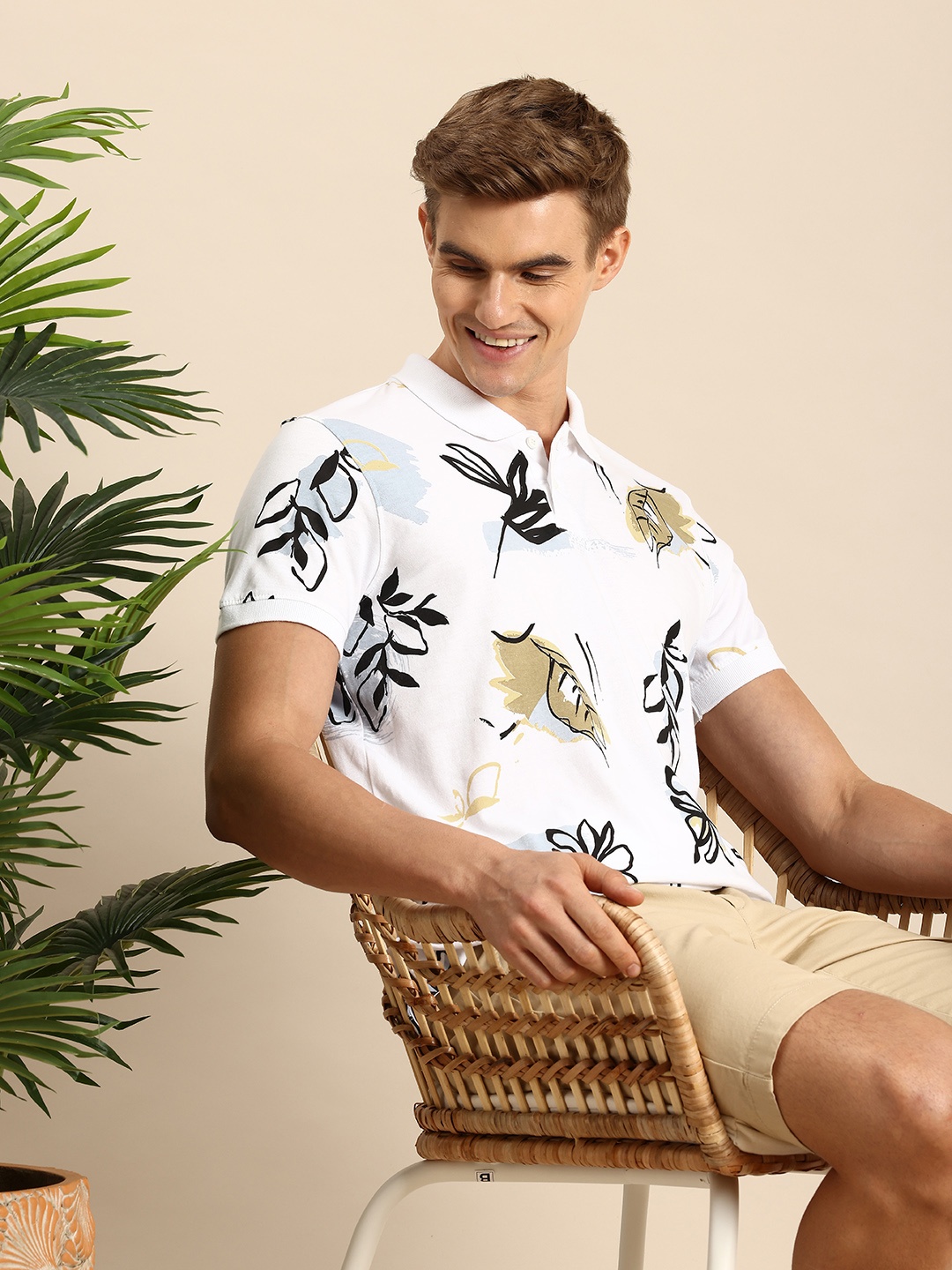 

Mast & Harbour Floral Printed Polo Collar T-shirt, White
