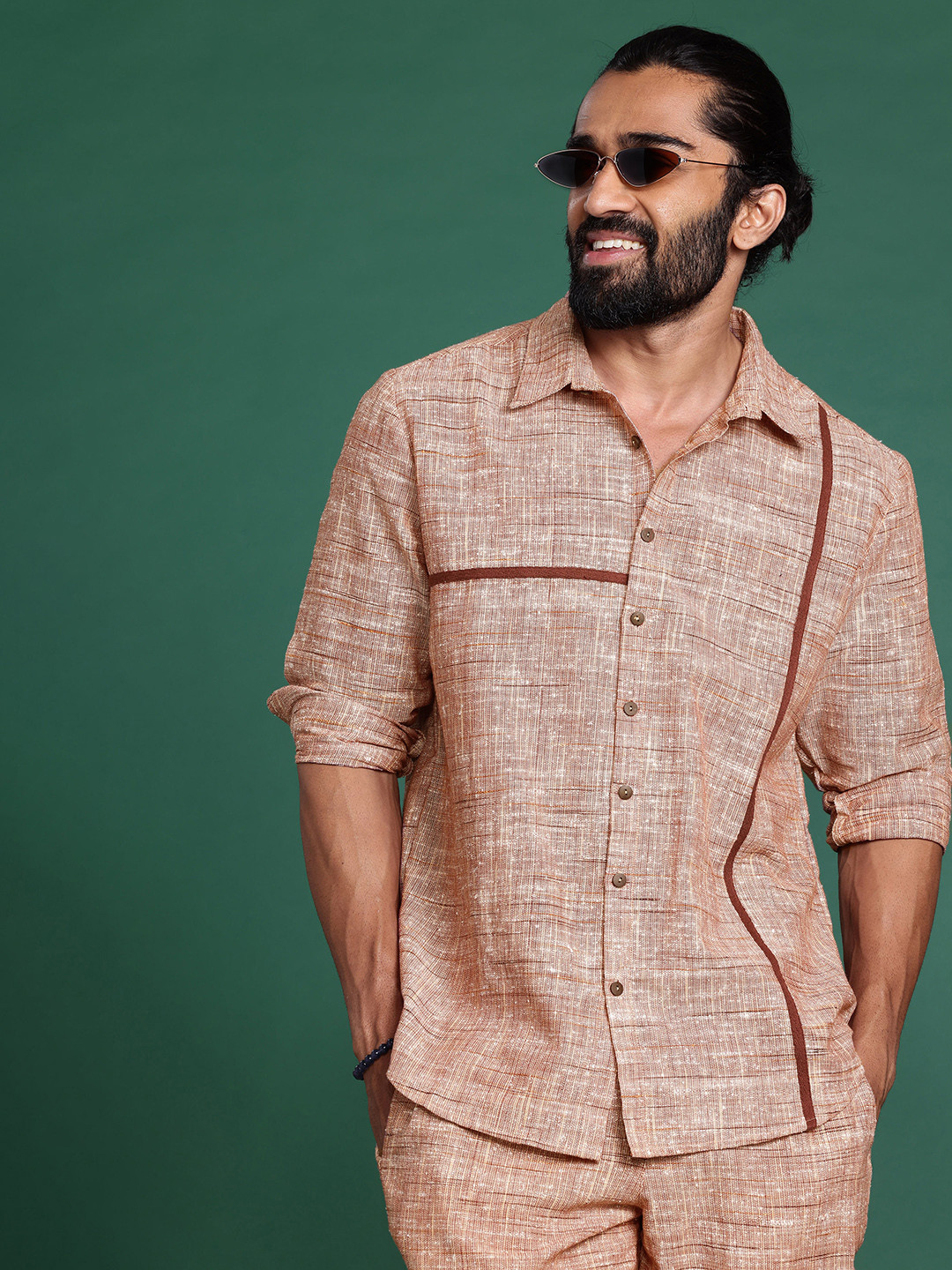 

Sangria Pure Cotton Woven Design Shirt And Trousers, Maroon