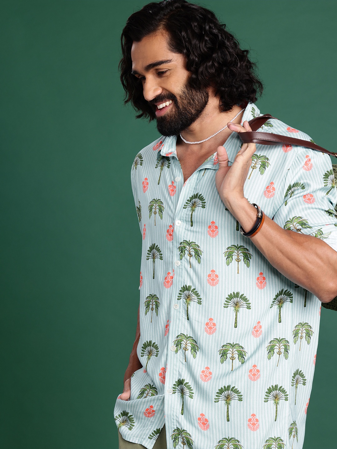 

Sangria Tropical Printed Casual Shirt, Blue