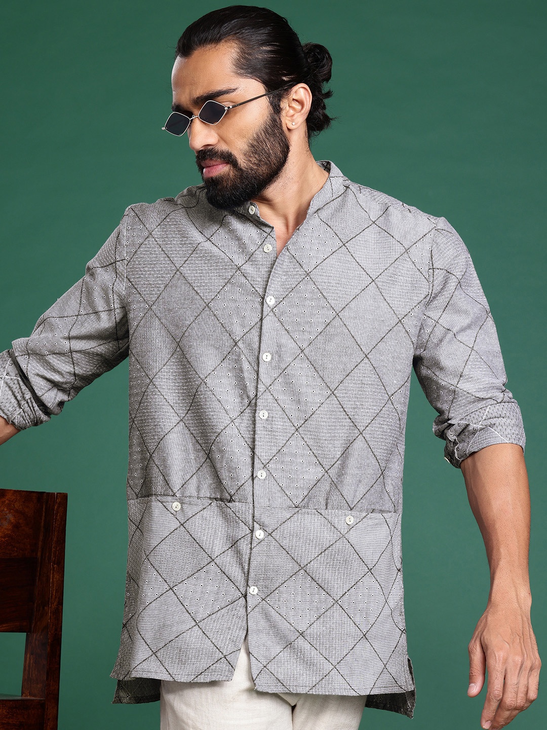 

Sangria Self Design Textured Casual Shirt, Grey