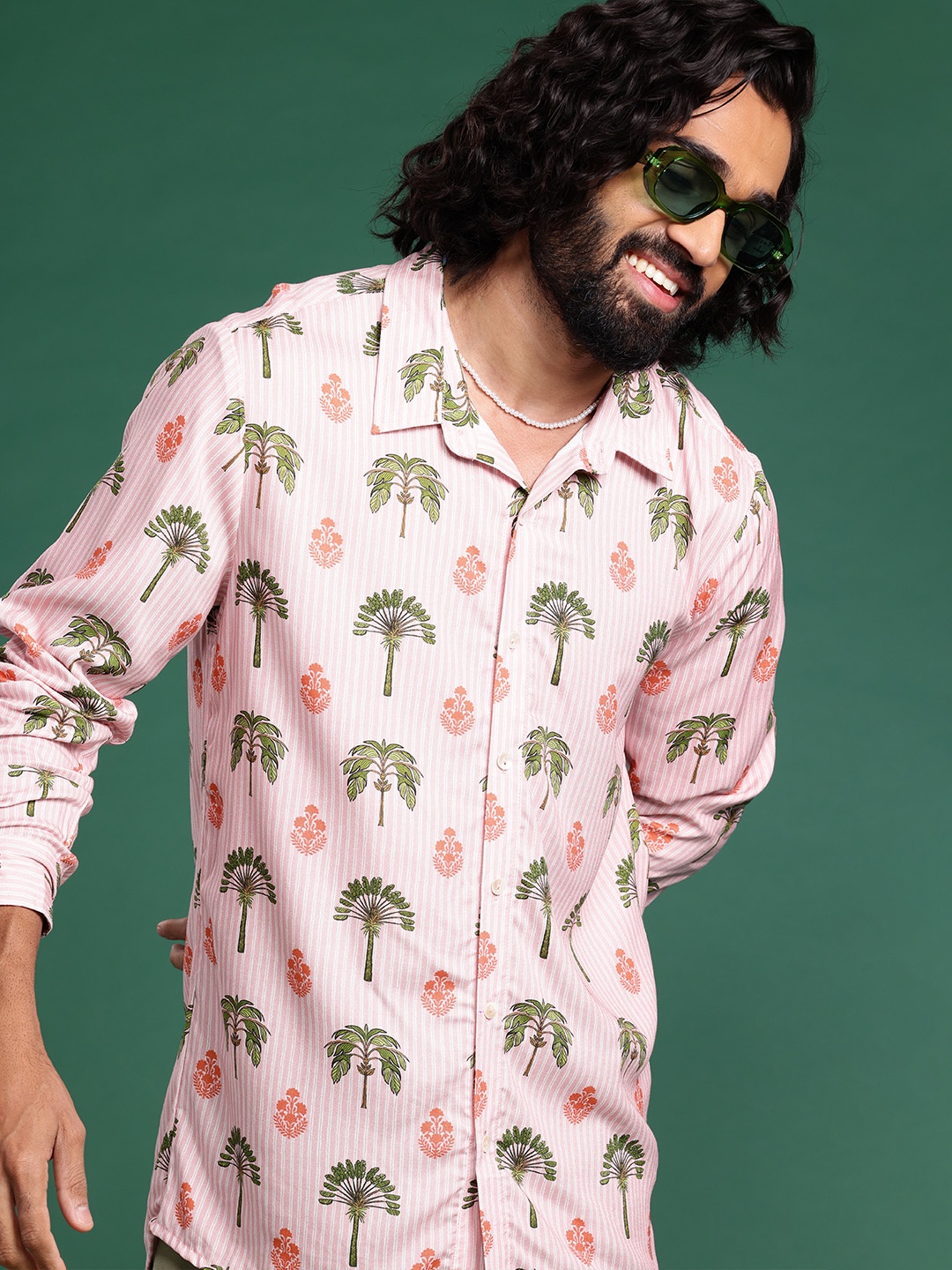 

Sangria Tropical Printed Casual Shirt, Pink