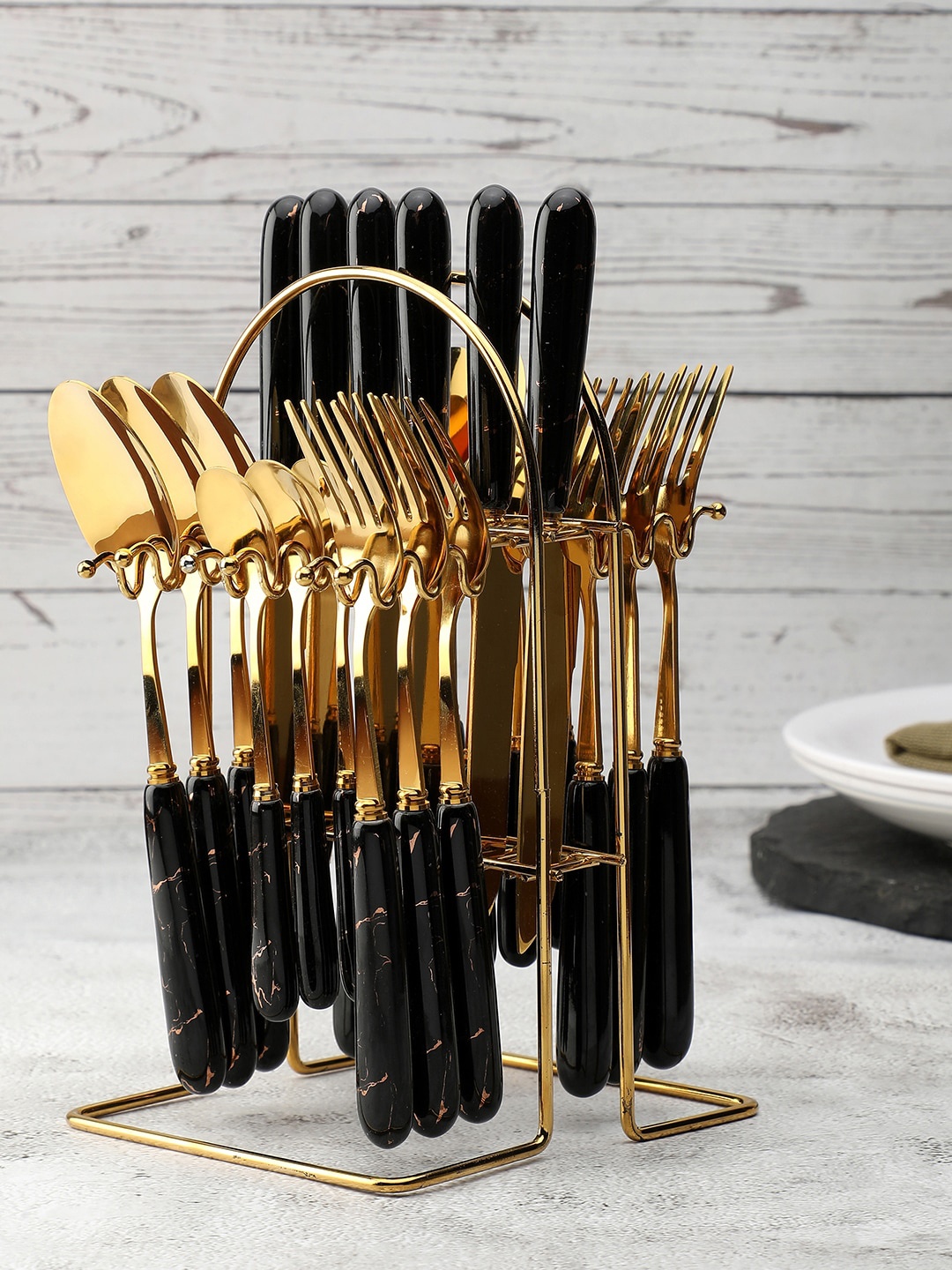 

Bonhomie GoldToned and Black 4 Pieces Stainless Cutlery Set, Gold