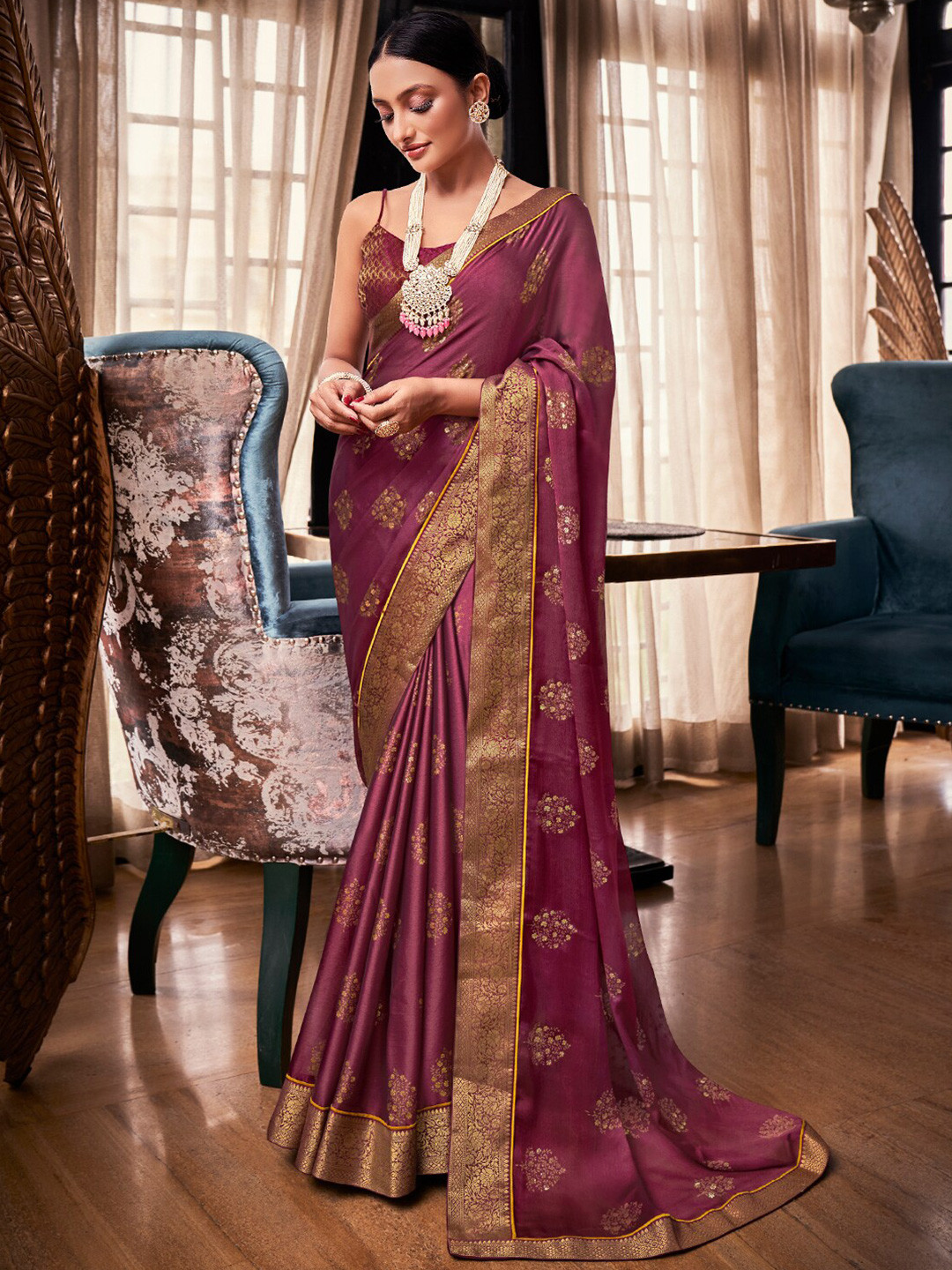 

SANSKAR Ethnic Motifs Printed Saree, Peach