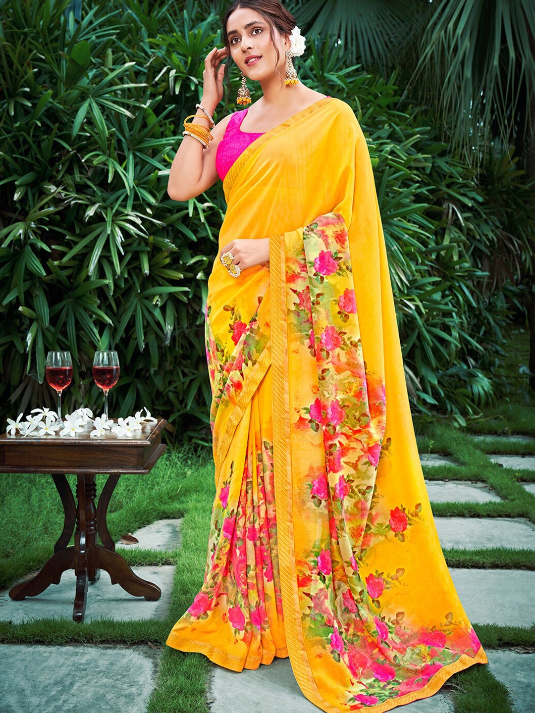 

SANSKAR Floral Printed Saree, Yellow
