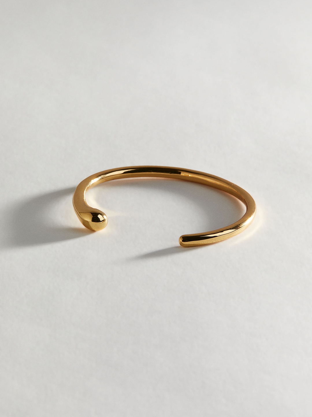 

H&M Gold-Plated Bangle